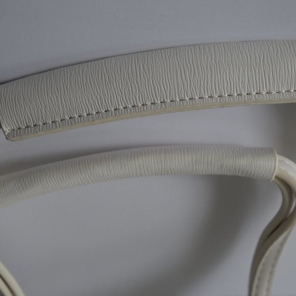 Neiman Marcus White Shoulder Bag - Picture 11 of 11